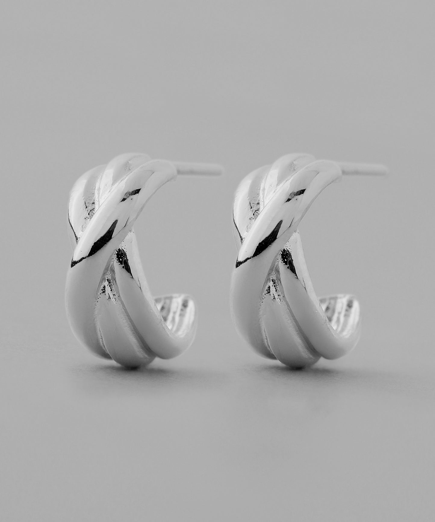 Cross Line Hoop Earrings [925 Silver]