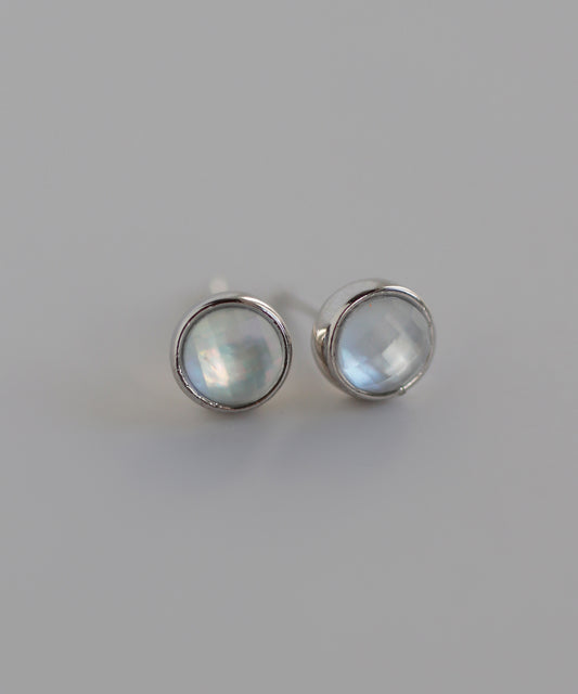 Shell × Crystal Earrings [925 Silver]