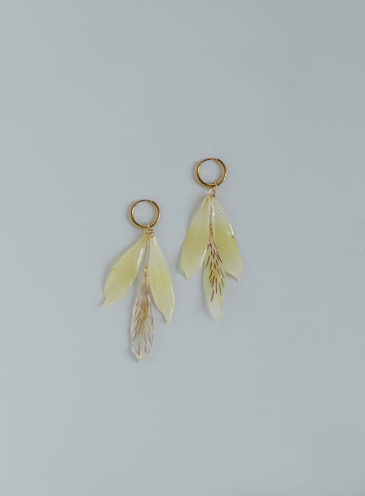 Flower Earrings [Alstroemeria]