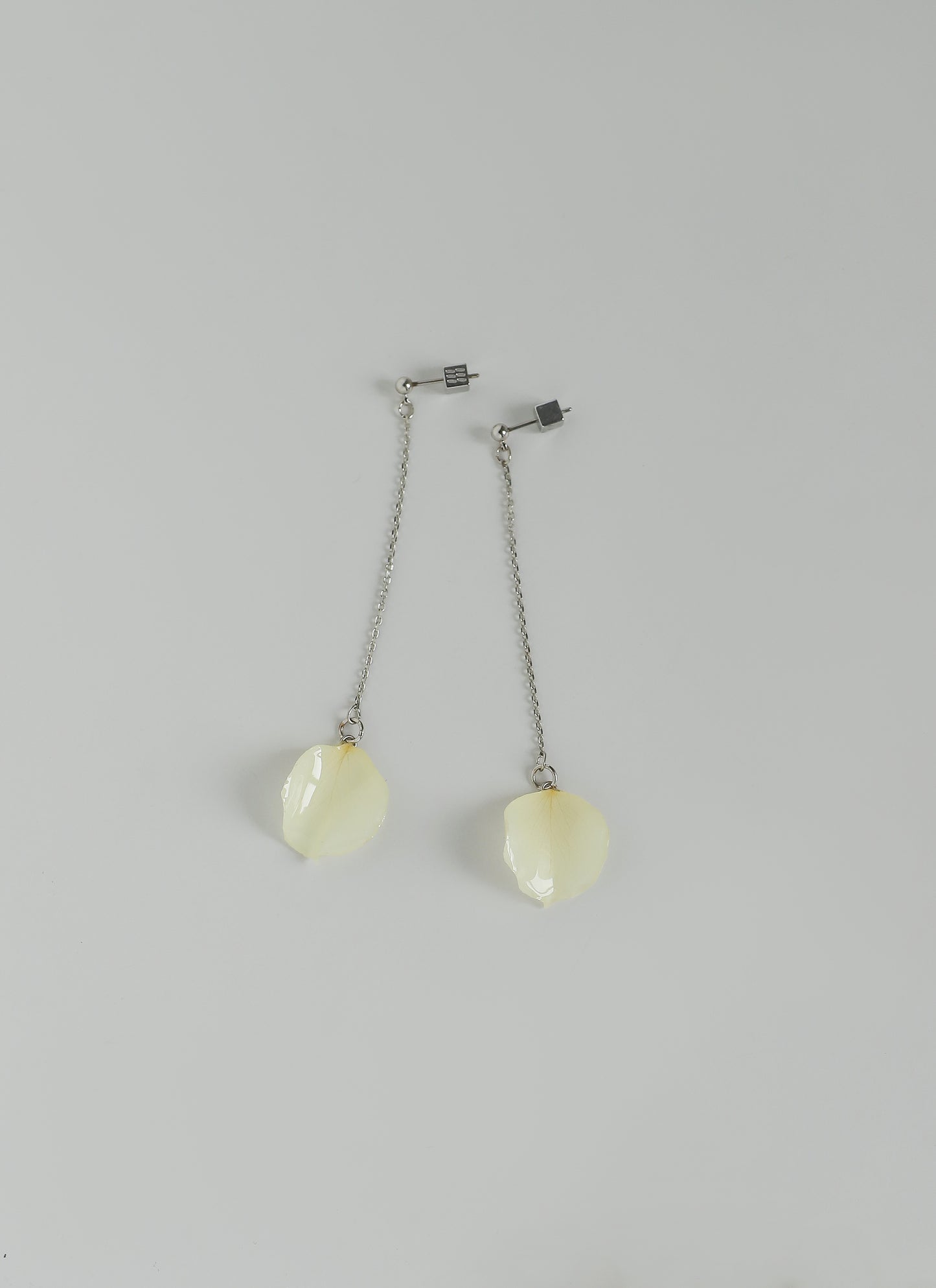 Flower Earrings [Rose]
