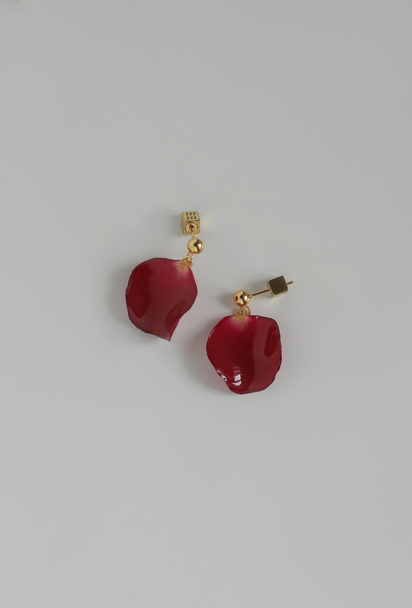 Flower Earrings [Rose]