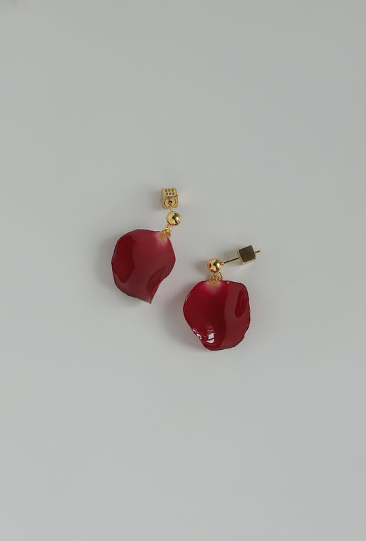 Flower Earrings [Red Rose]