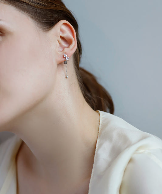 Bijoux Flower Back Catch Earrings