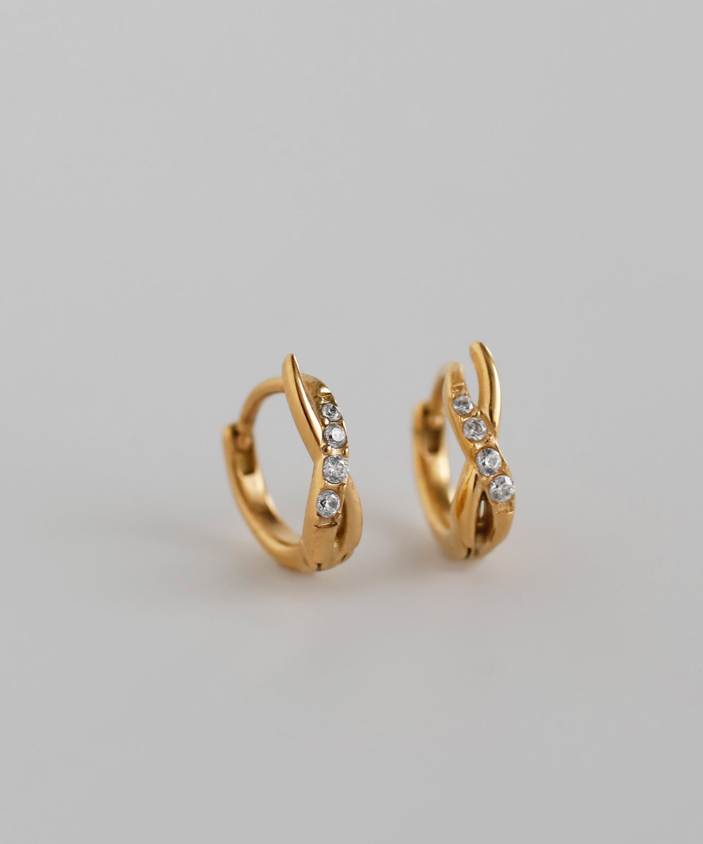 Bijou Cross Line Hoop Earrings [Sursical Stainless Steel]