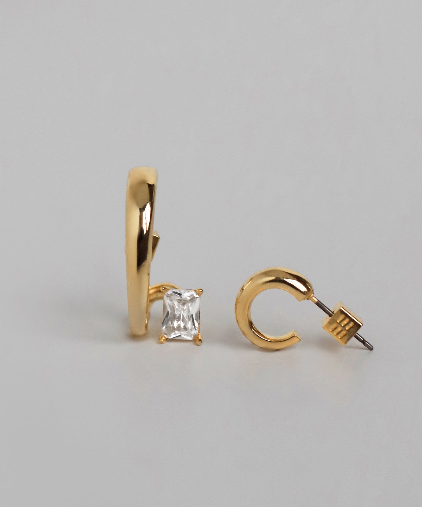 Square Bijou  Asymmetry Cuff Earrings