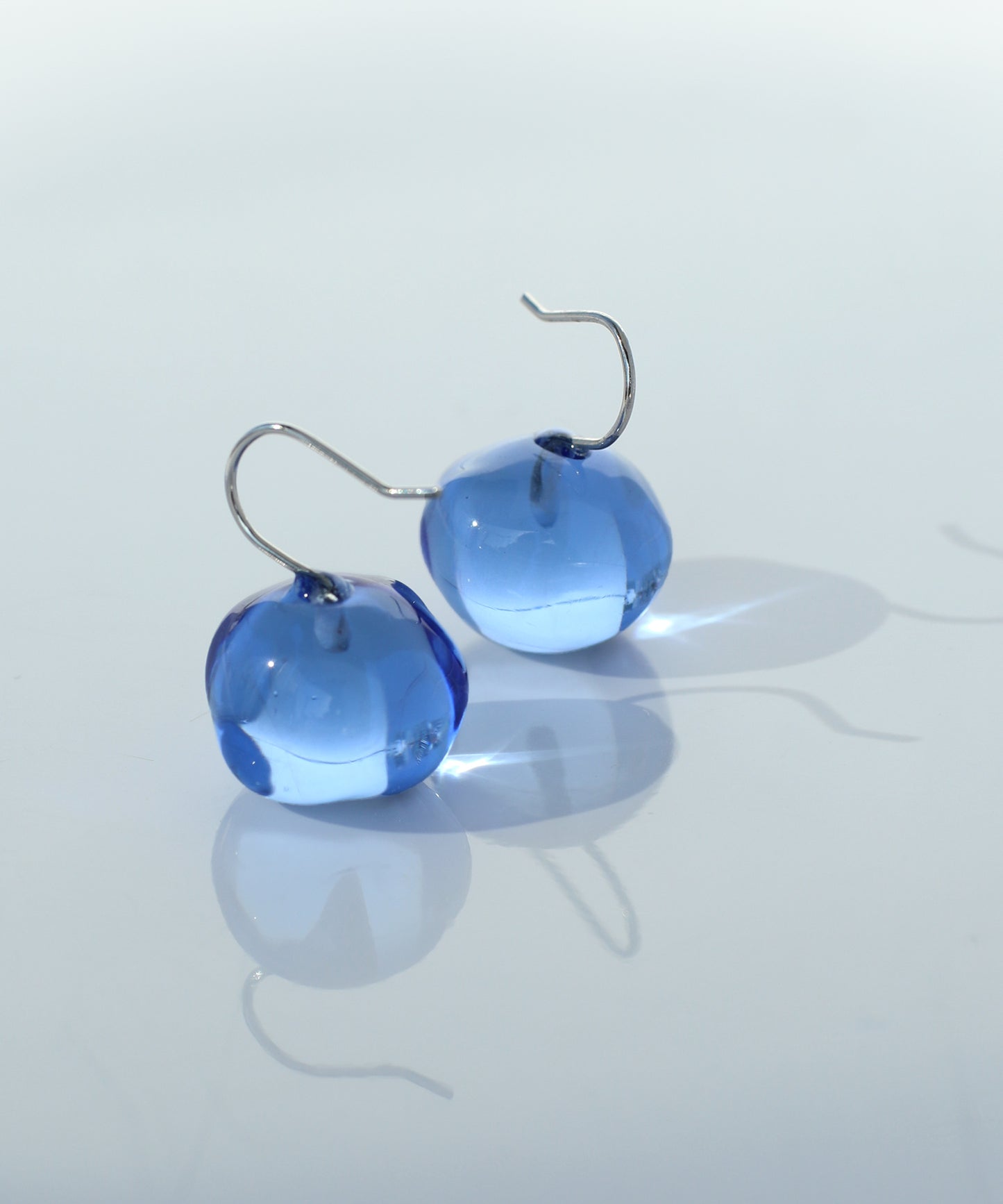 【CYAN'23 tie-up 】Glass Hook Earrings