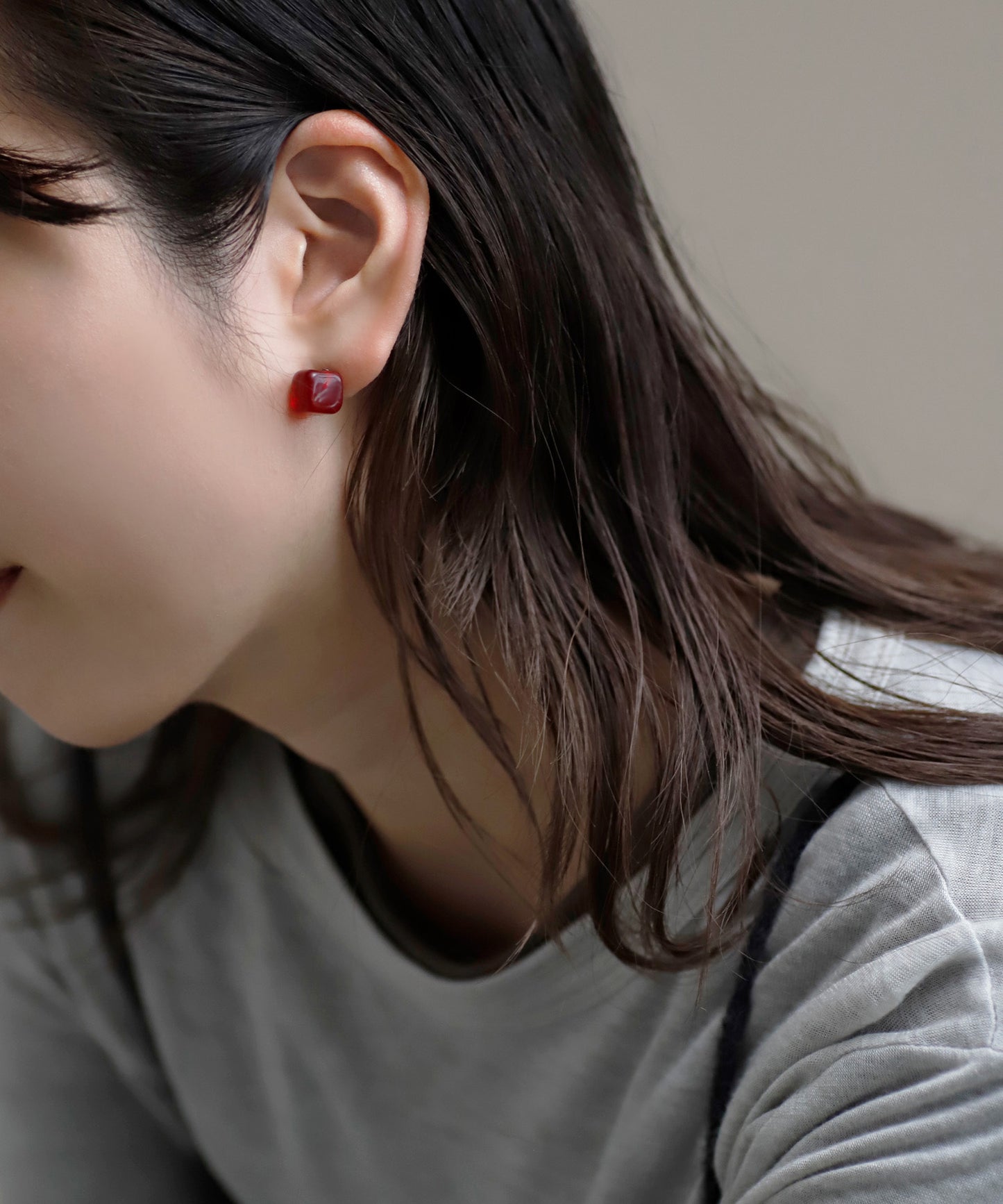 【Eligible for Novelty】Colored Glass Cube Earrings