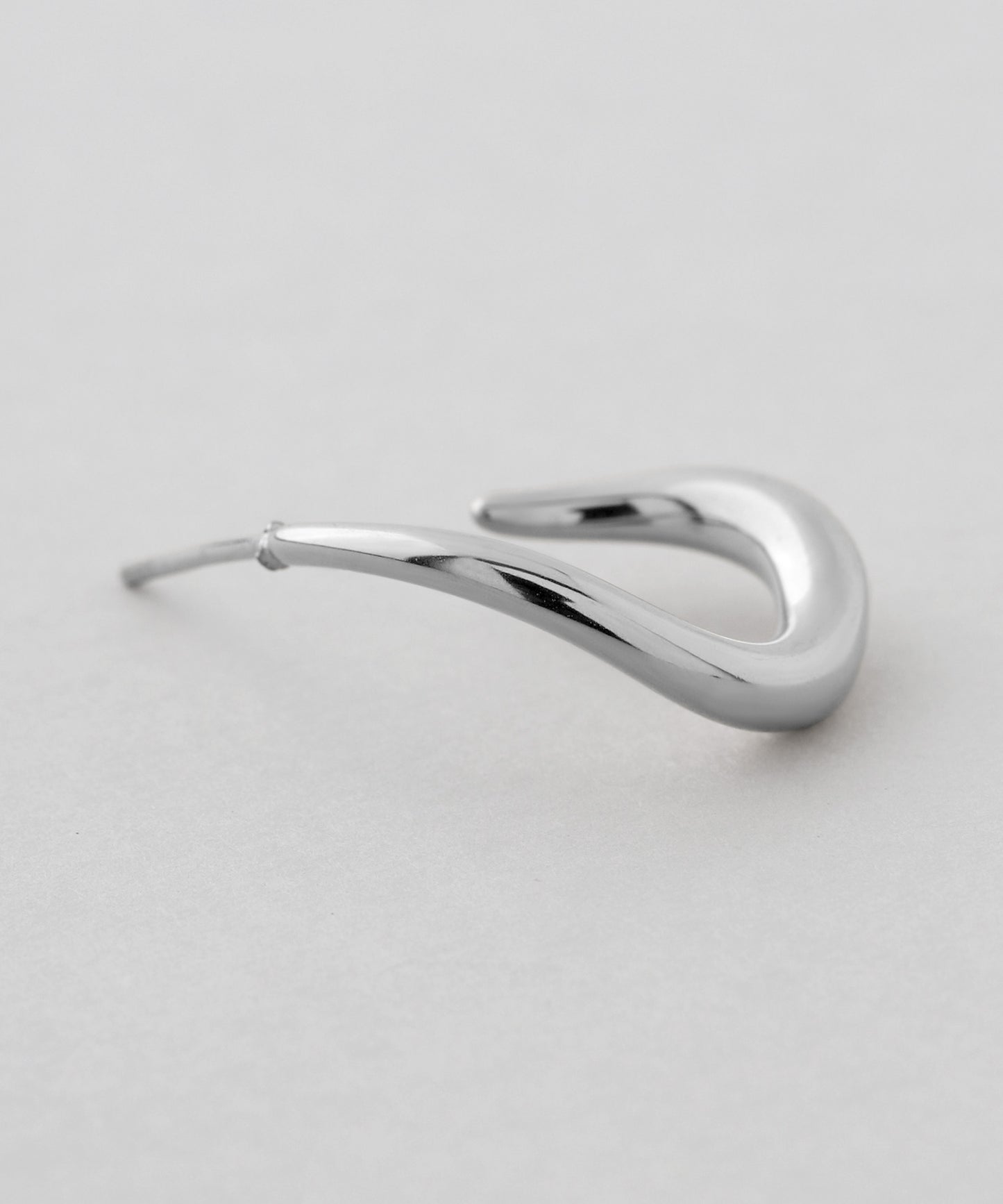 【Stainless Steel IP】Nuance Hoop Earrings