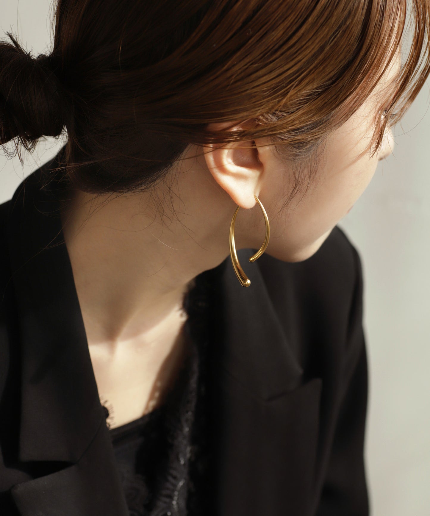 Curve-Line Back Catch Earrings [Stainless Steel]