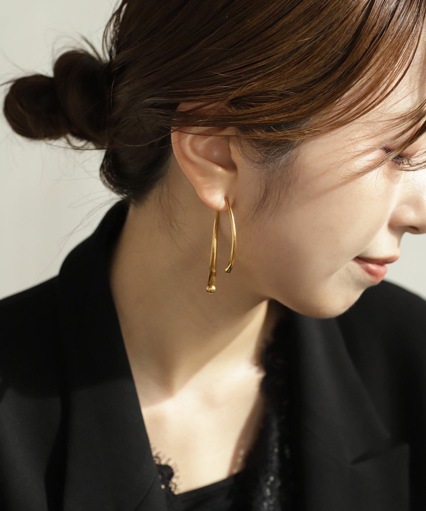 Curve-Line Back Catch Earrings [Stainless Steel]
