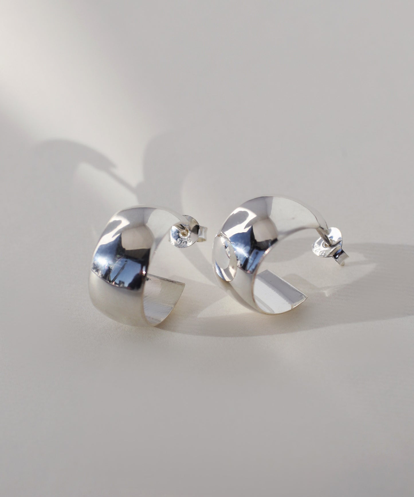 Wide Hoop Earrings [925 Silver]