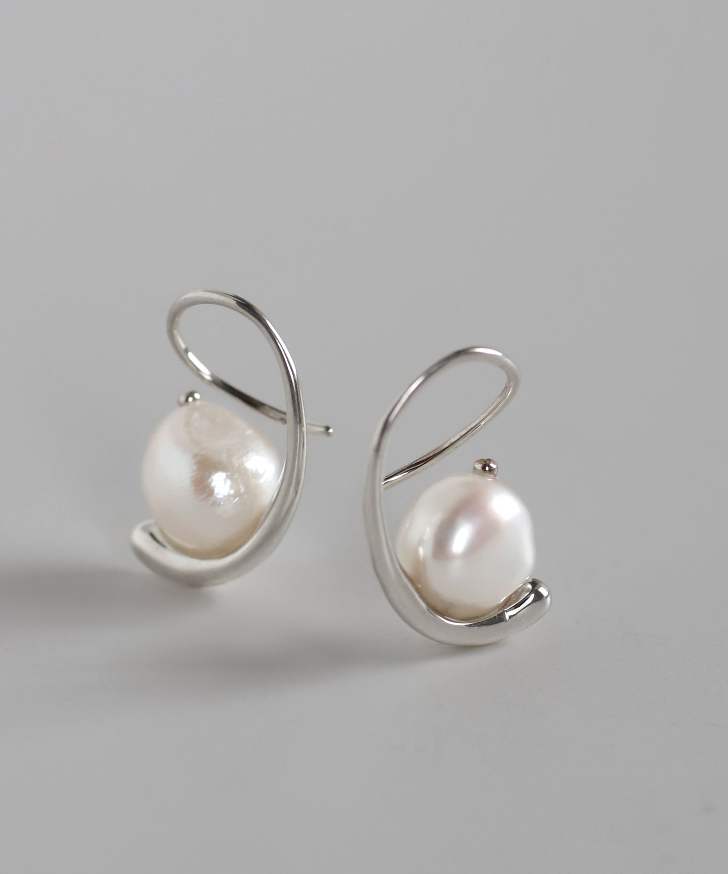 Freshwater Pearl Hook Earrings[925 Silver]