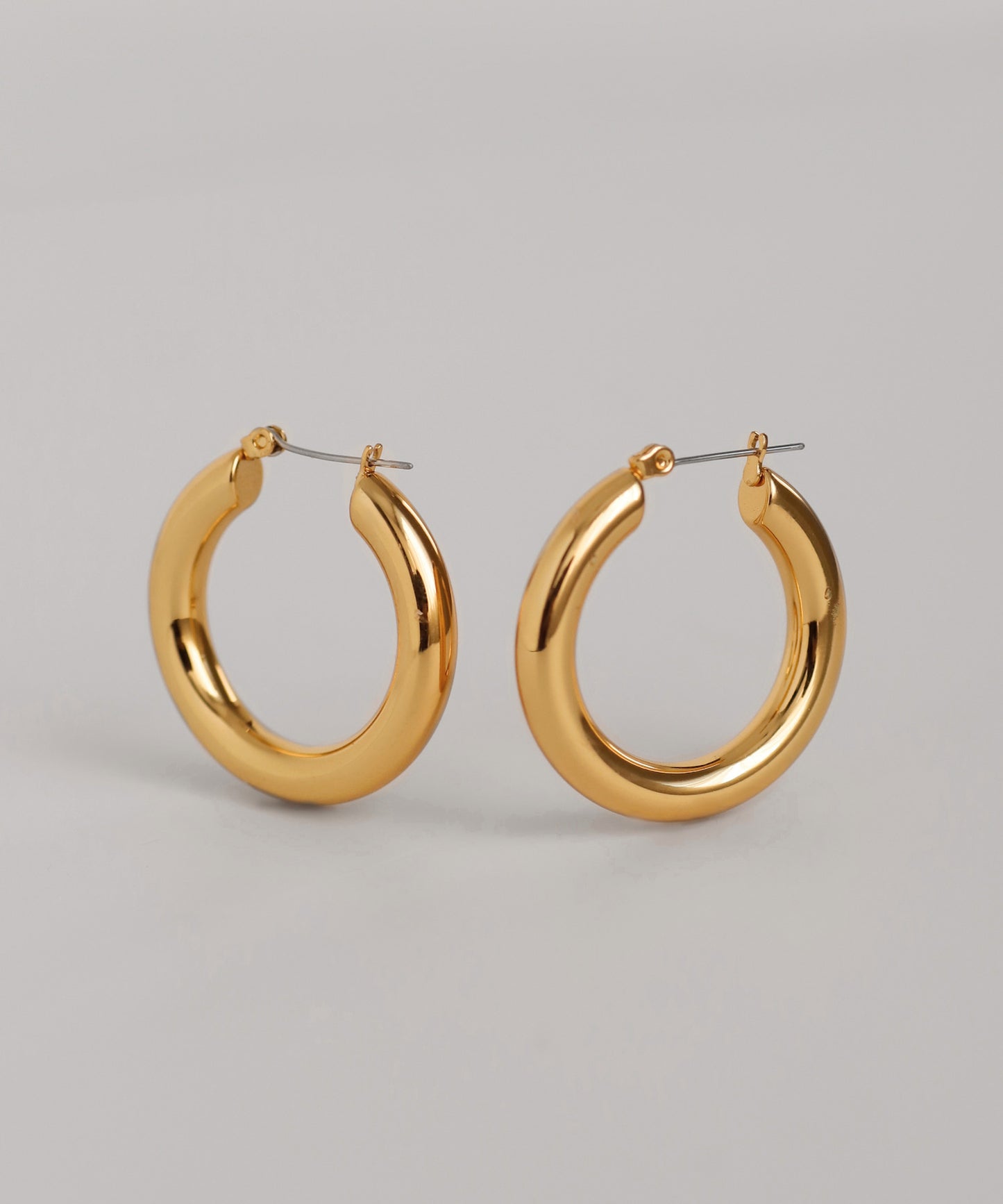 Metal Hoop Earrings [Stainless Steel]