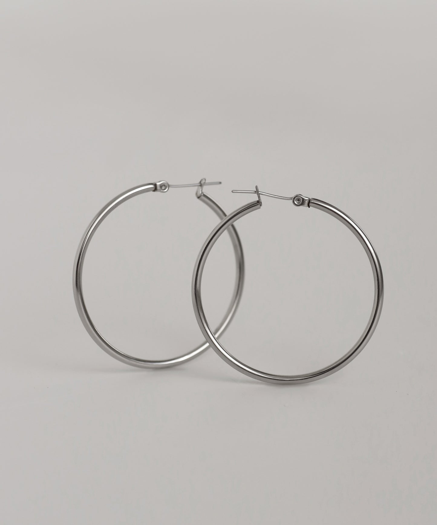 Metal Hoop Earrings [Stainless Steel]