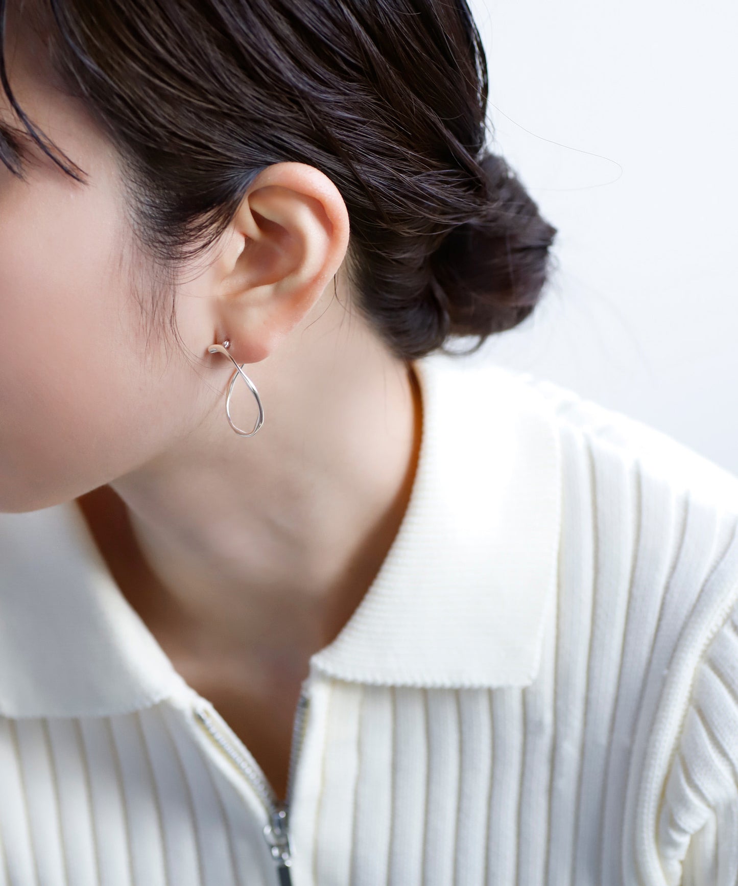 Nuance Line Hoop Earrings[925 Silver]