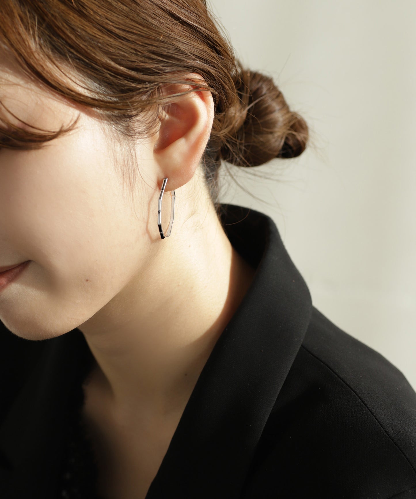 Zero Hoop Earrings [Bijou]