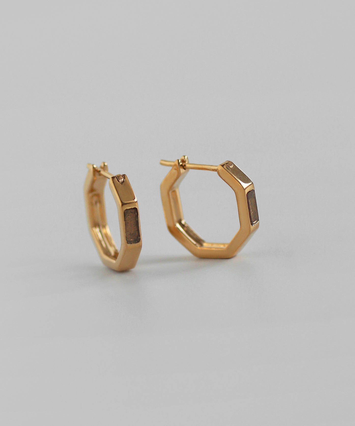 Zero Hoop Earrings [Gemstone]