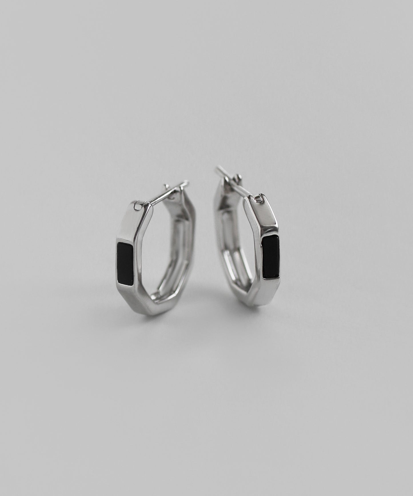 Zero Hoop Earrings [Gemstone]