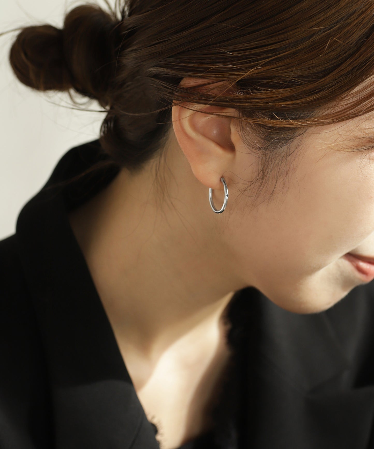 Zero Hoop Earrings [Bijou]