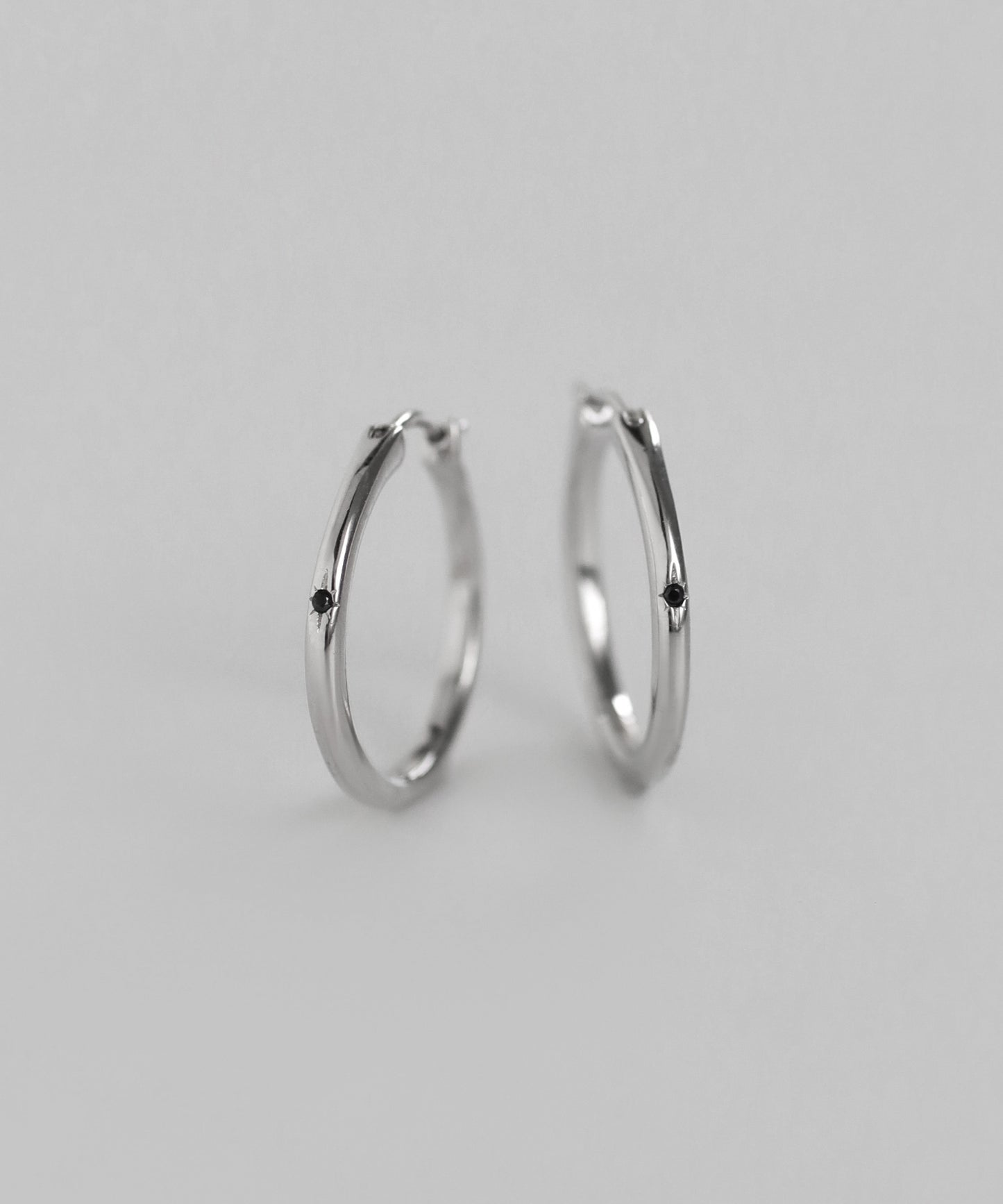 Zero Hoop Earrings [Bijou]