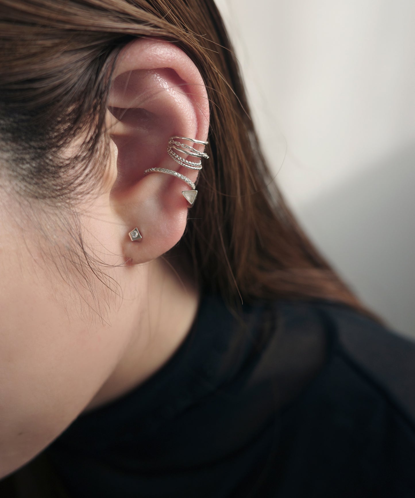 [Eligible for Gift] Cross Line Ear Cuff [925 Silver]