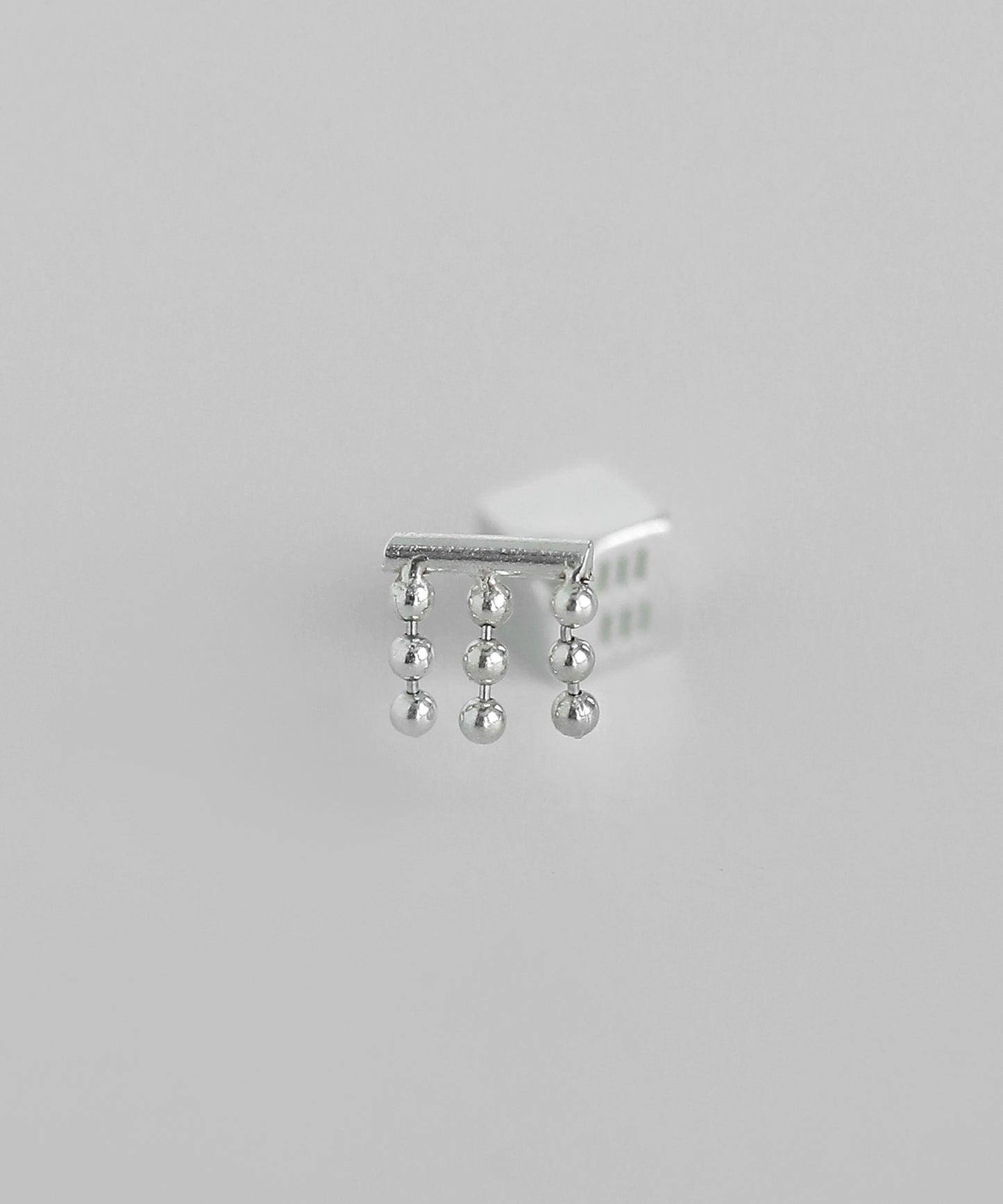 Ball Chain Screw Post Earring [925 Silver] [Single]