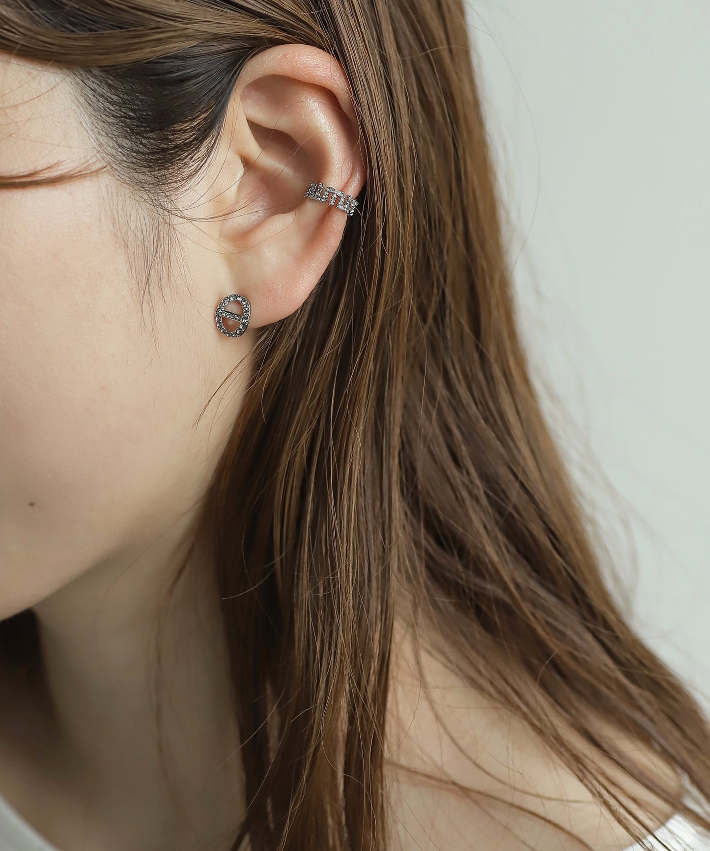 Bijou Design Earcuff