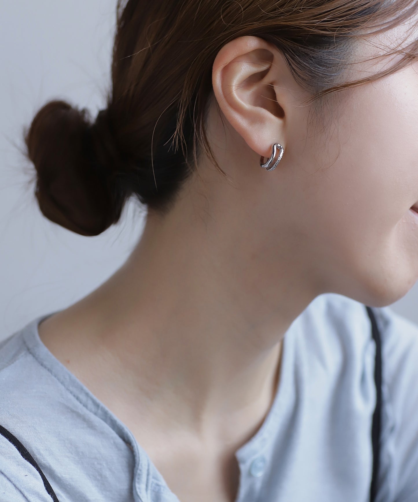 Seamless Hoop Earrings