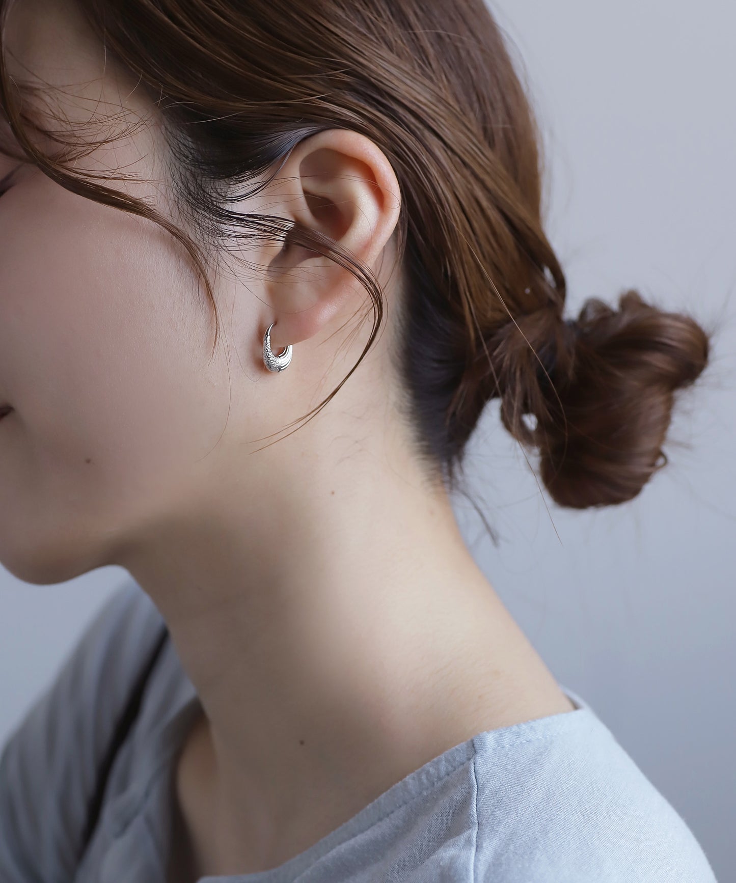Seamless Hoop Earrings