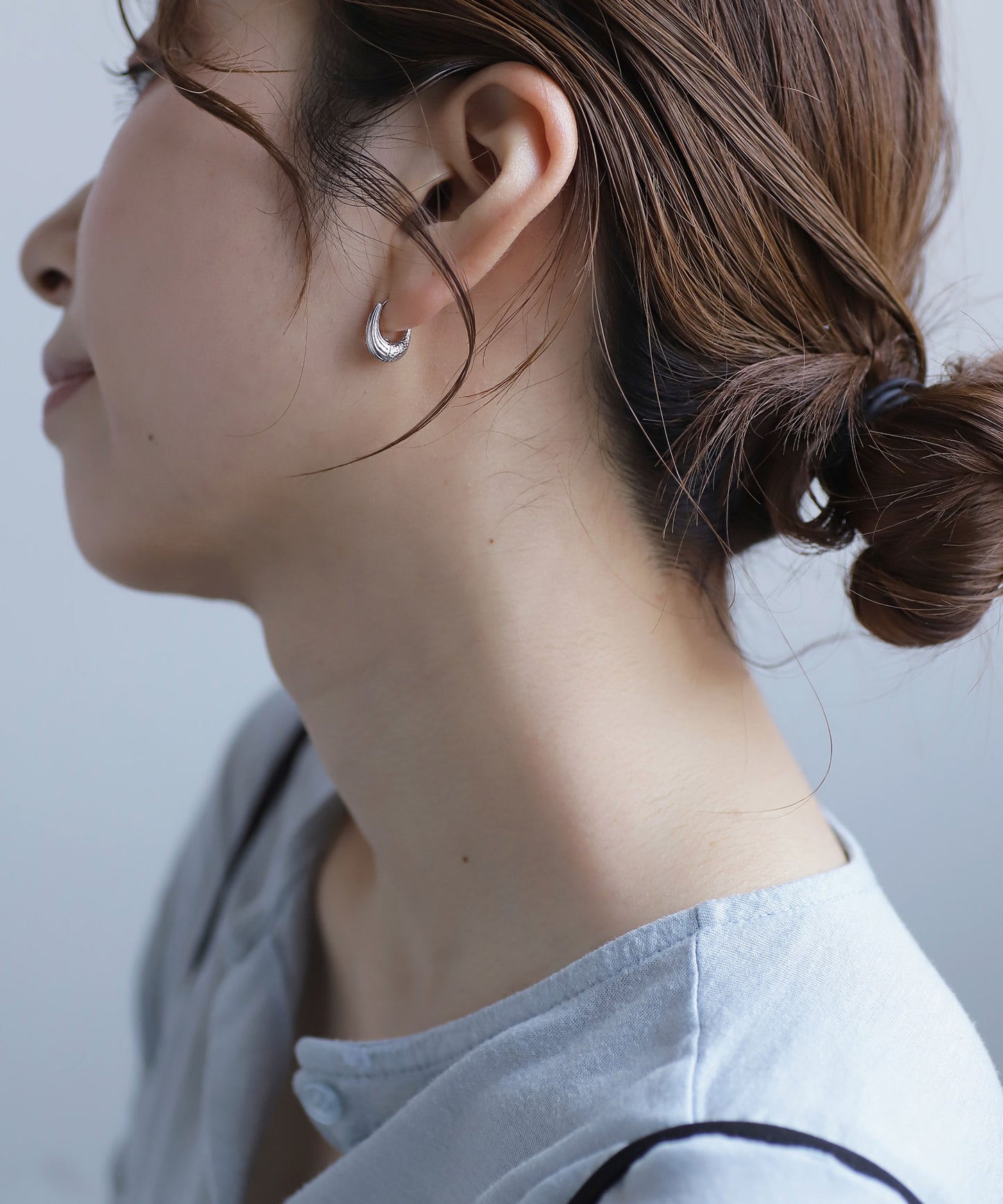Seamless Hoop Earrings