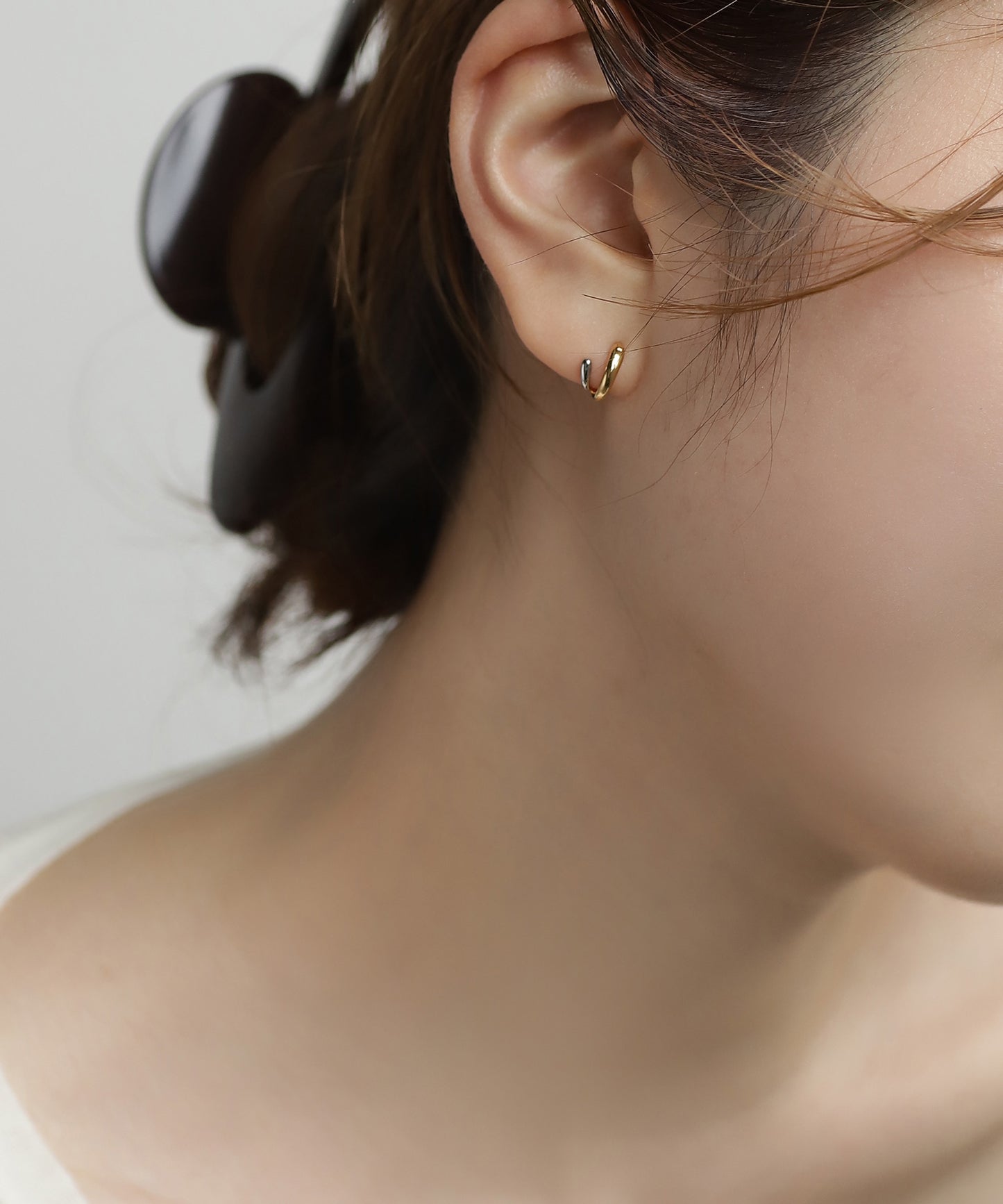 Zero Hoop Earrings