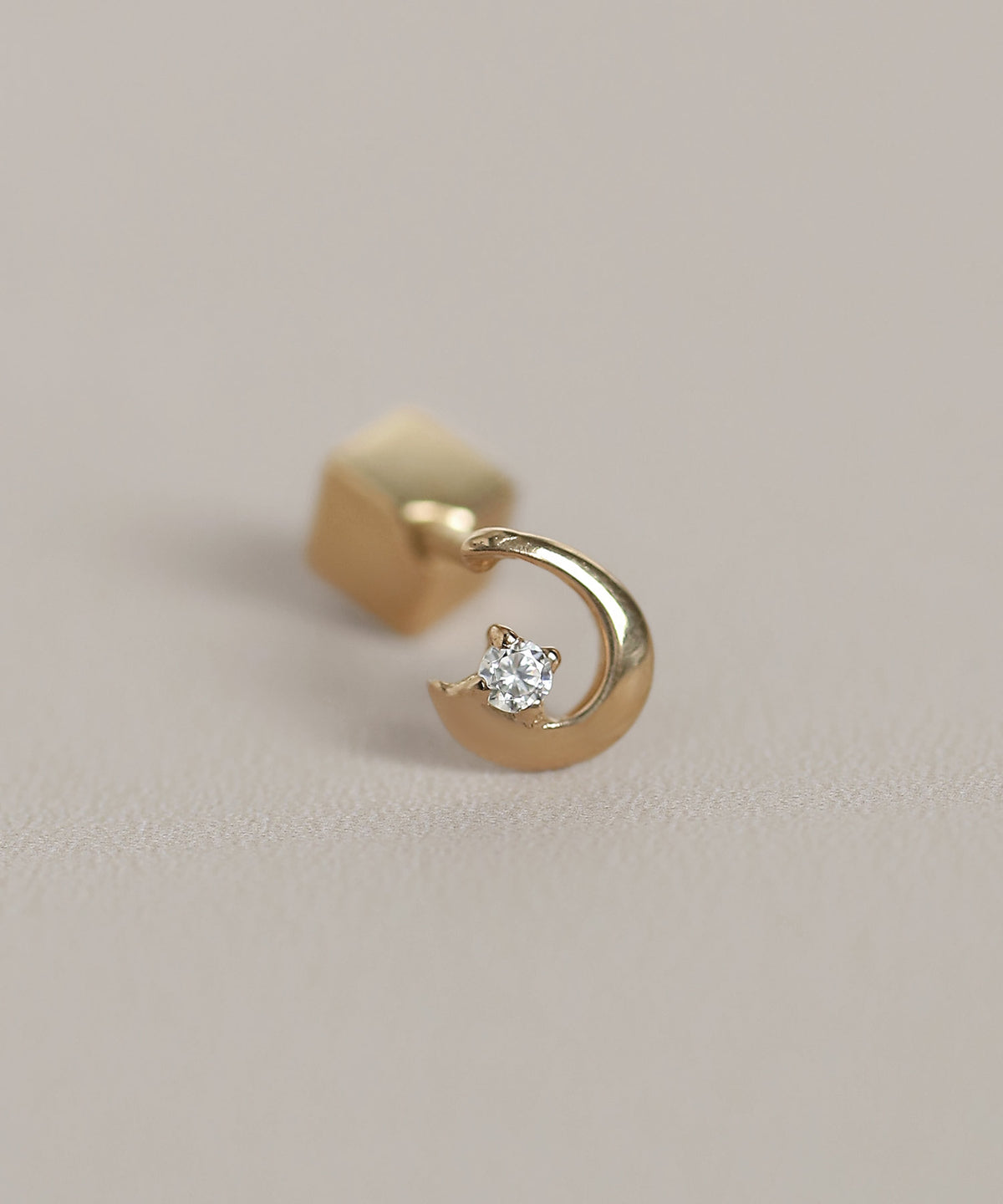 Bijou Screw Back Earrings [925 Silver]