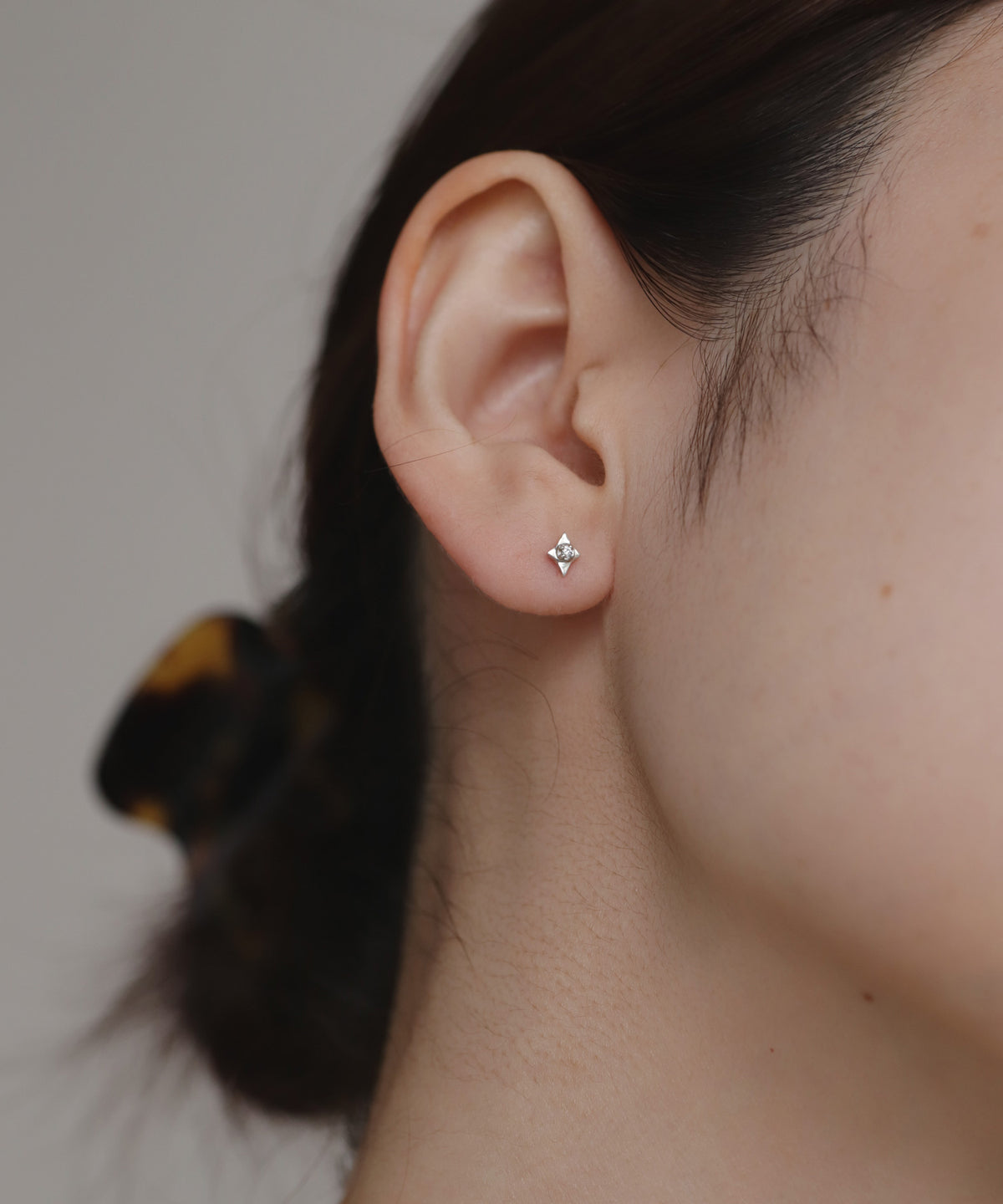 Bijou & Star Screw Back Earrings [925 Silver]