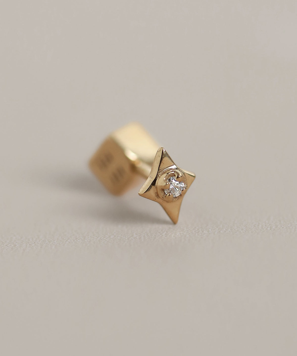 Bijou & Star Screw Back Earrings [925 Silver]