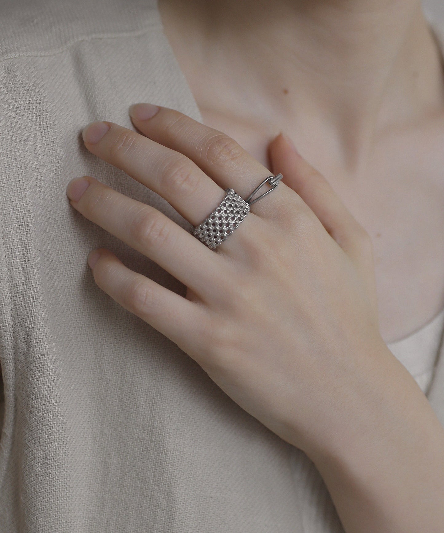 Metal Knot Ring [Stainless Steel]
