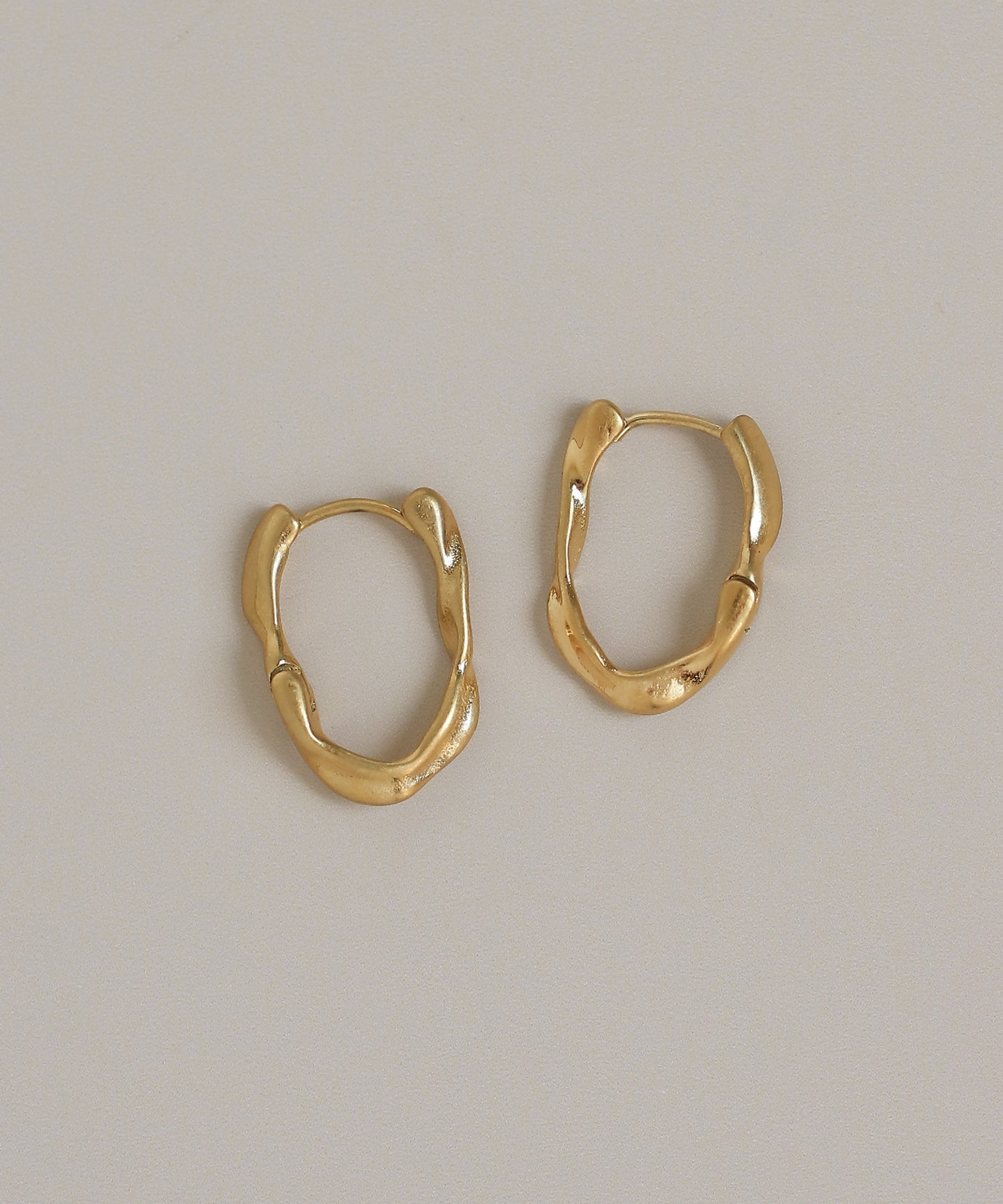 Nuance Hoop Earrings [Stainless Steel]