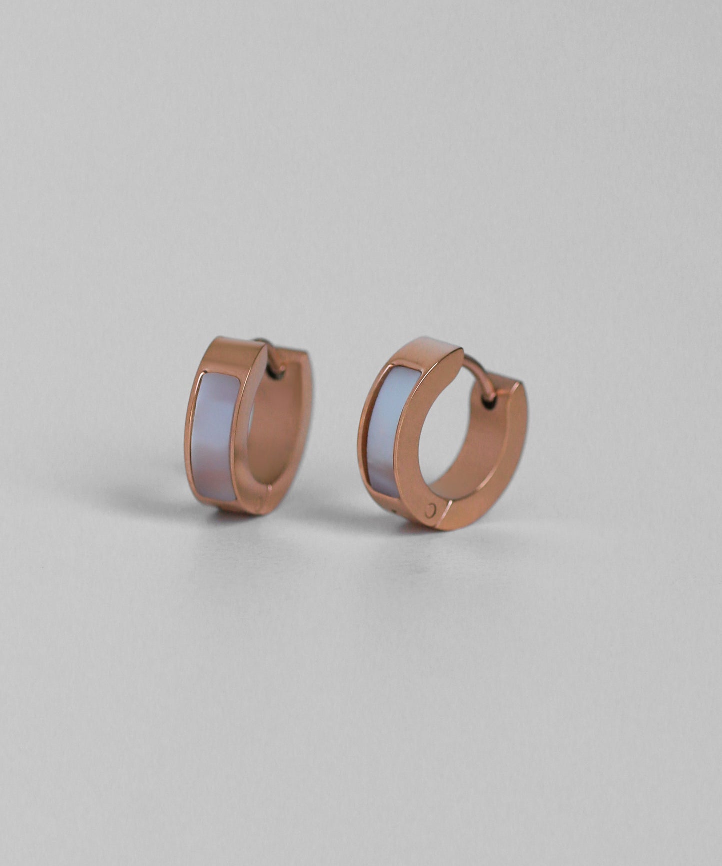 Shell Hoop Earrings [Surgical Stainless Steel]