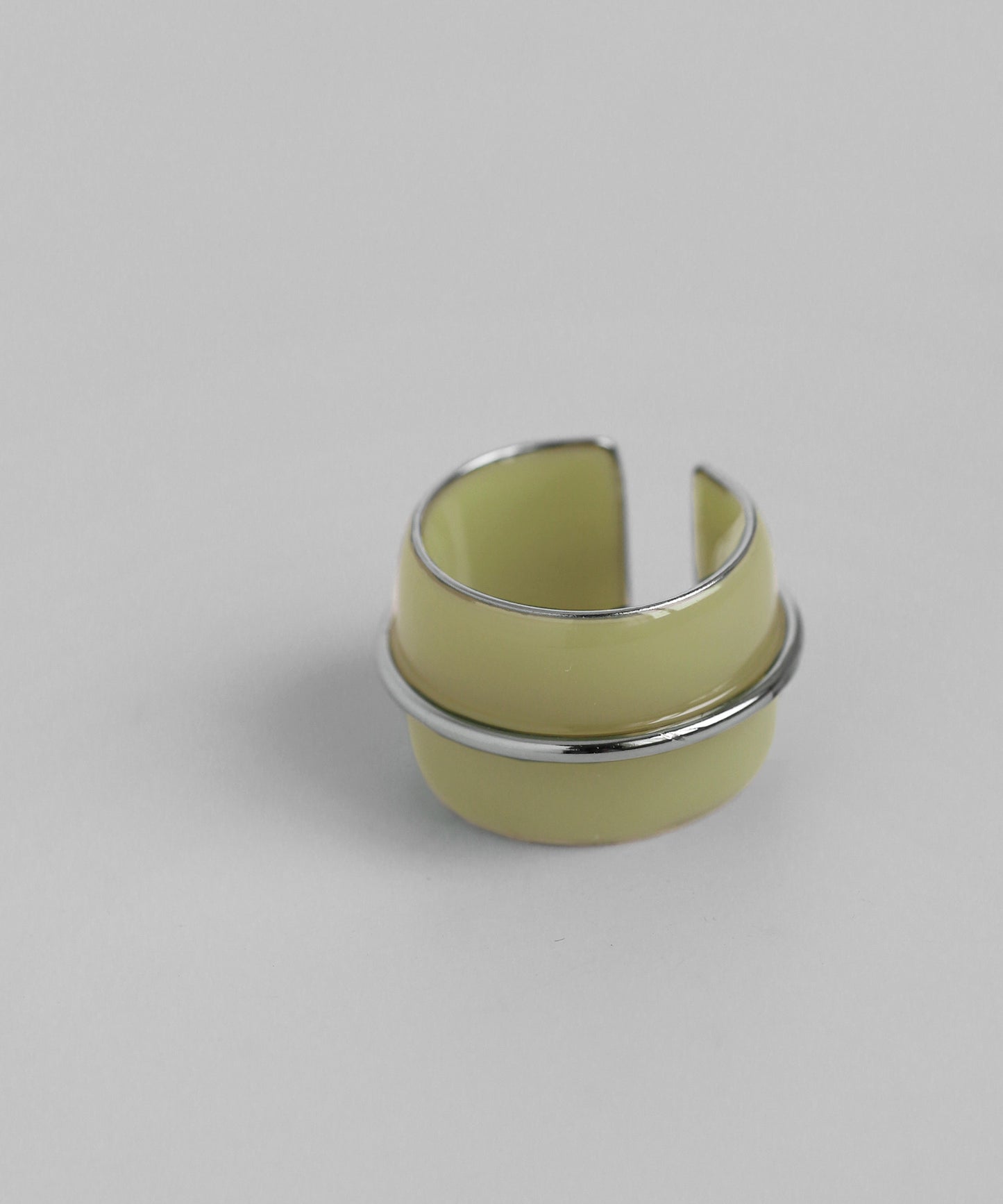 Color Wide Ring