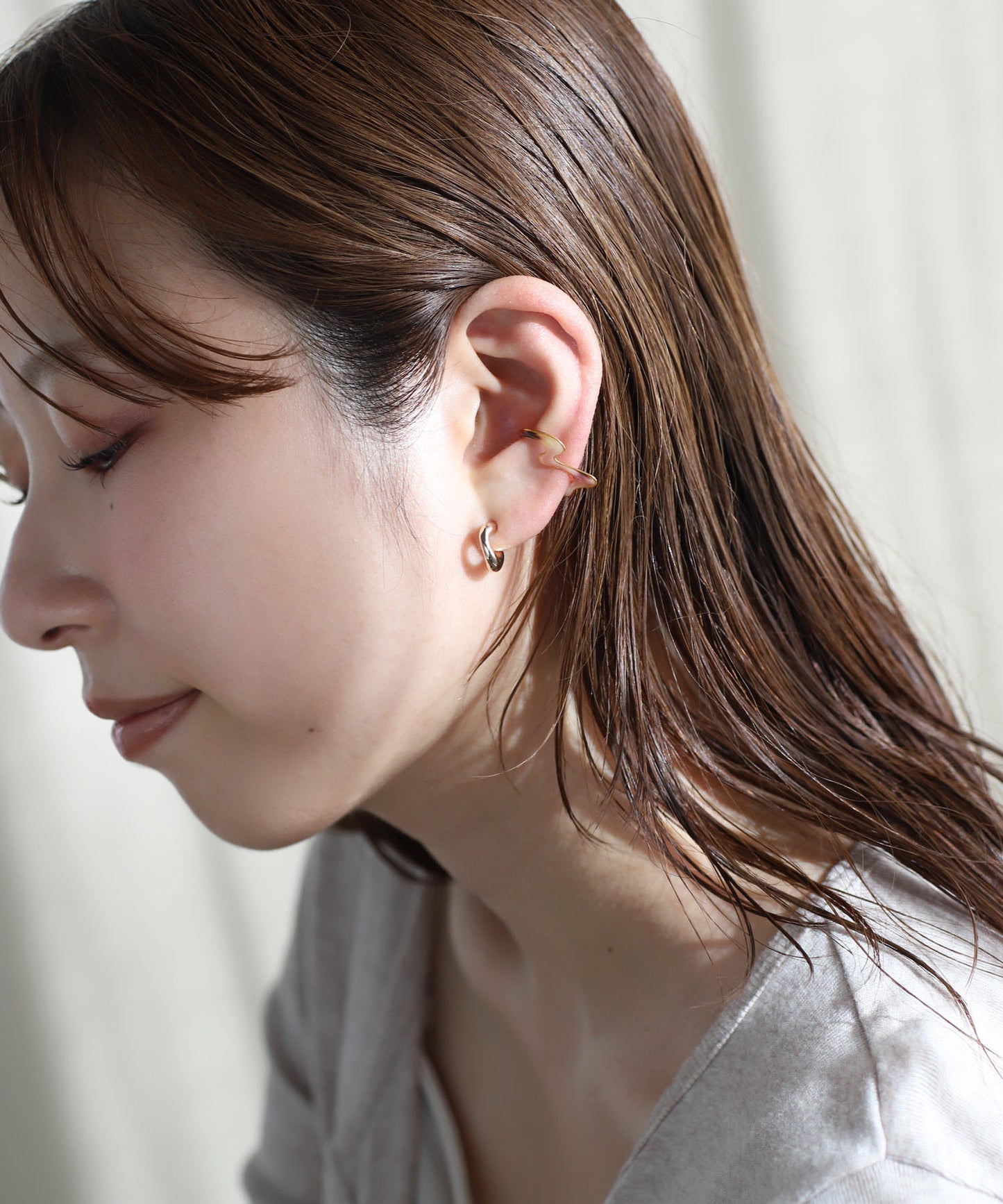 Marble Nuance Ear Cuff