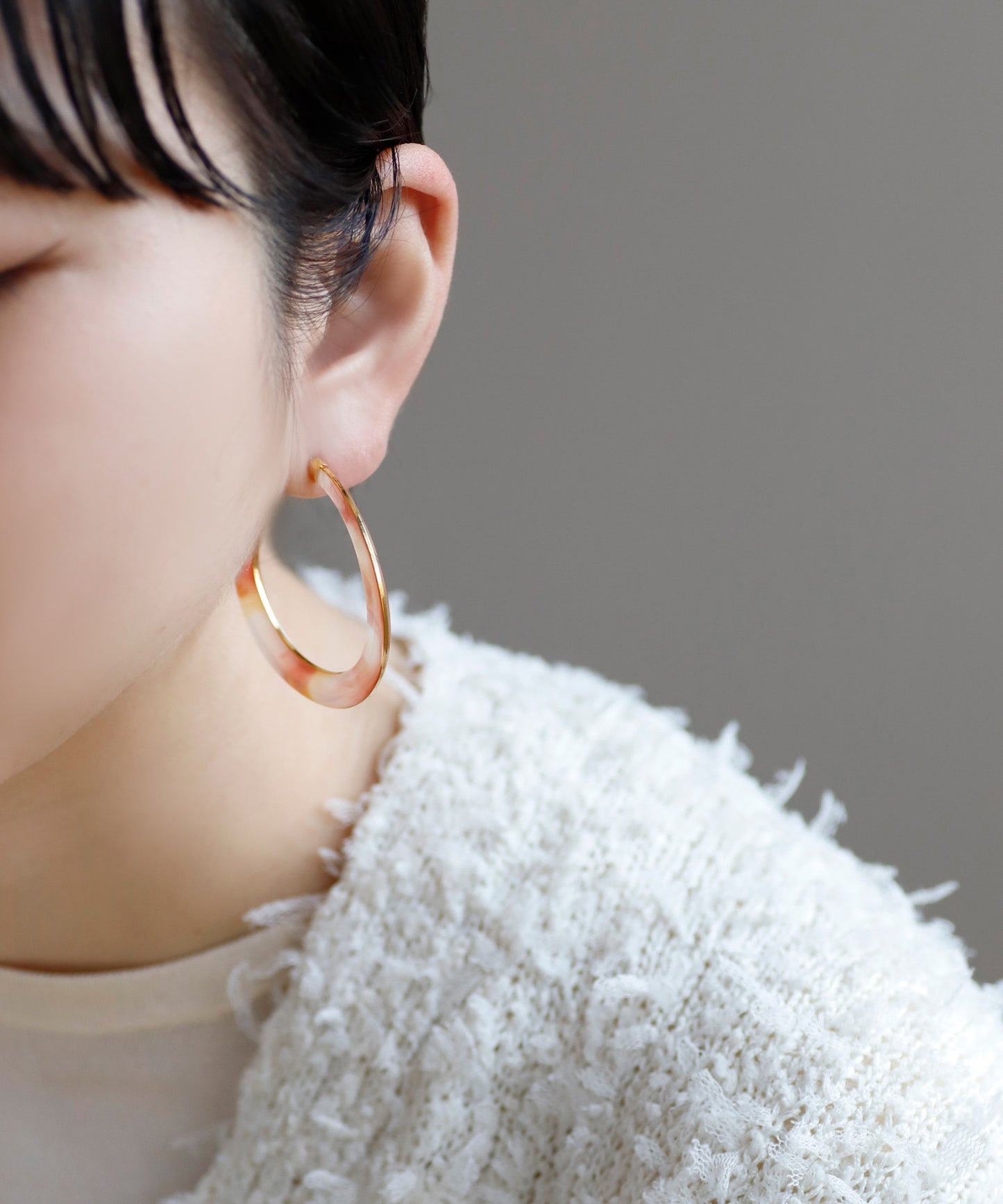 Clear Color Hoop Earrings [L] [Apricot]