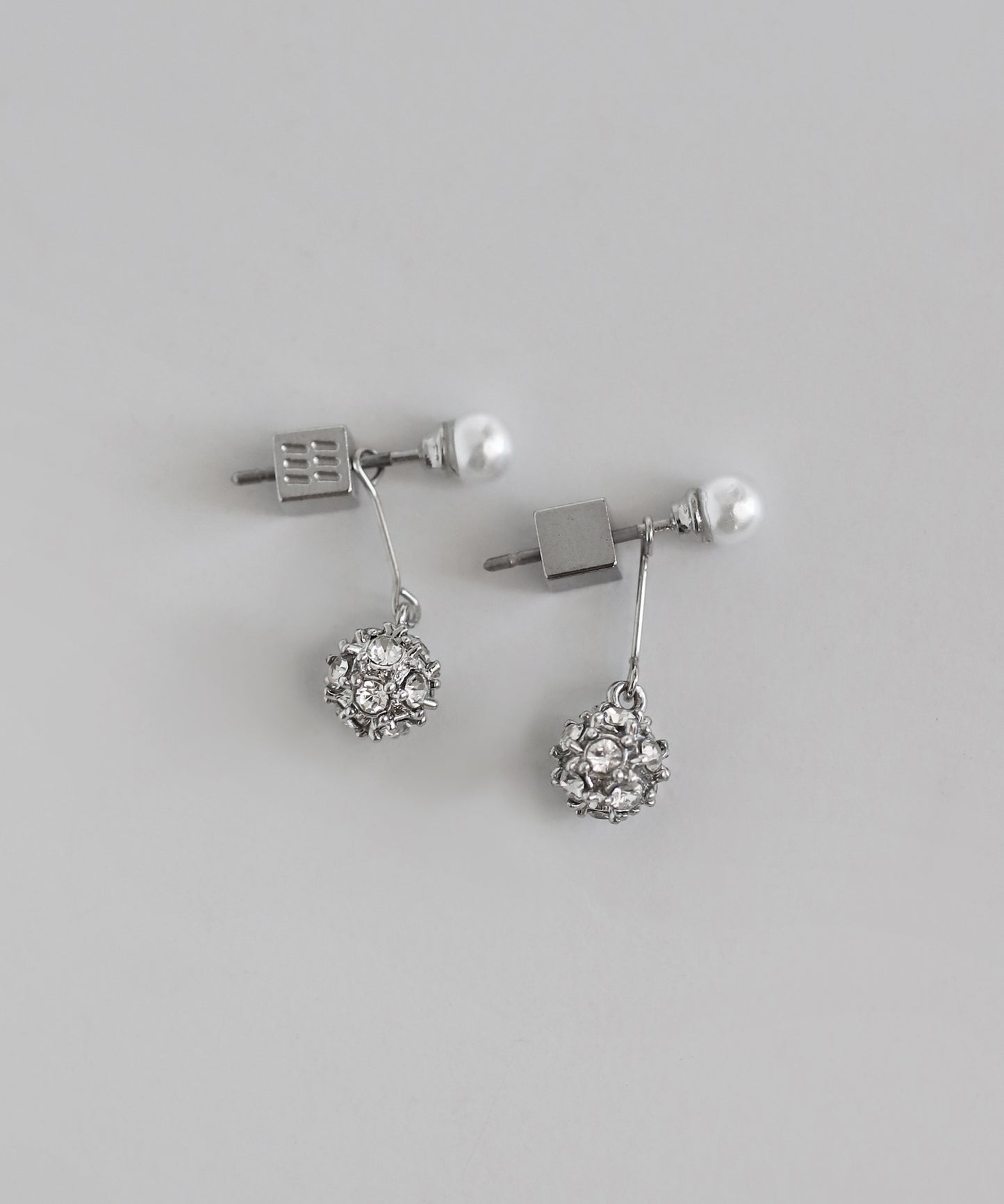 Pearl × Bijou Ball 2-Way Earrings