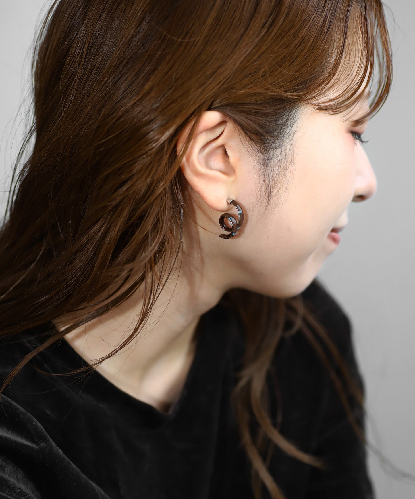 Color Bijou Loop Line Earrings