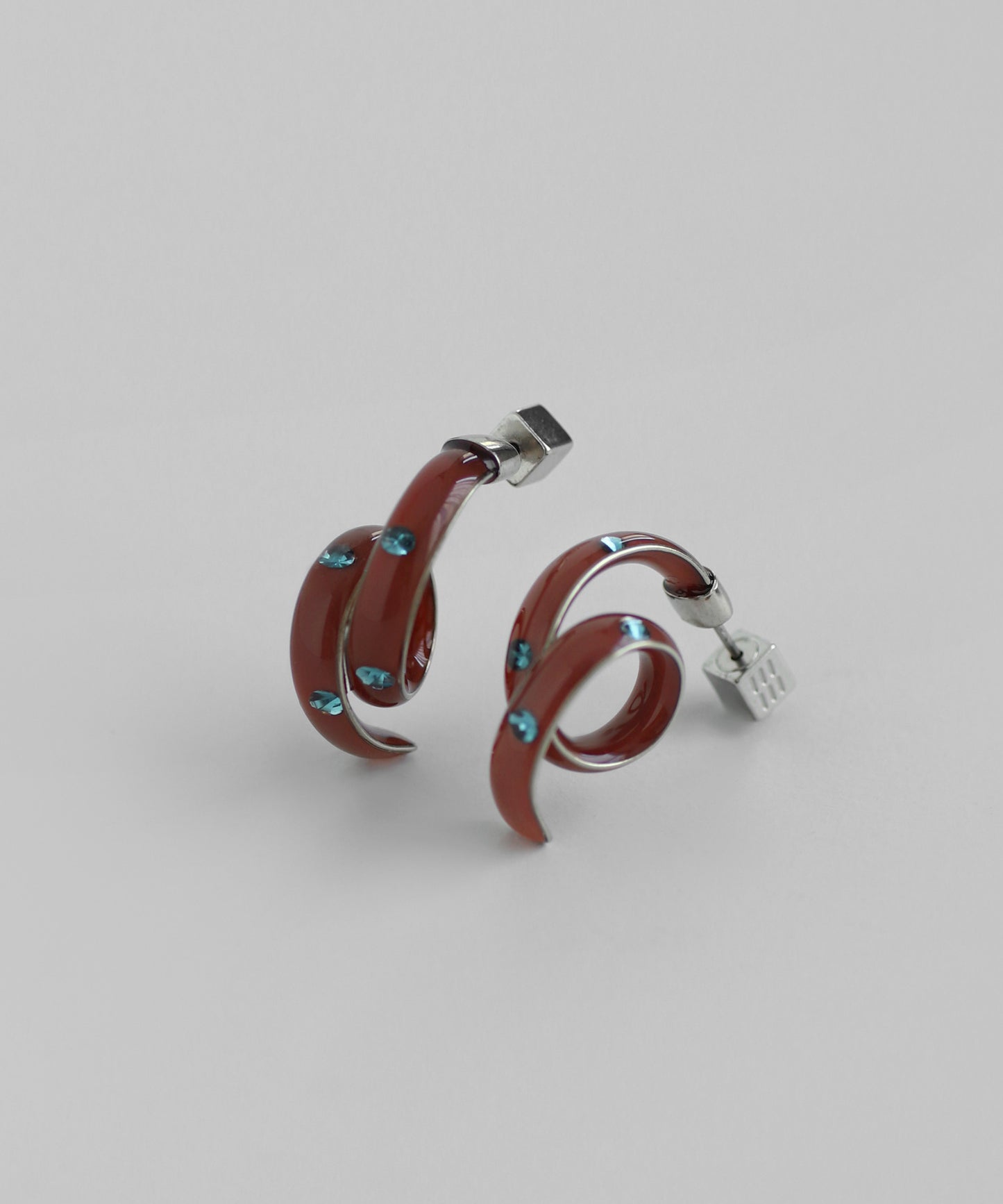 Color Bijou Loop Line Earrings