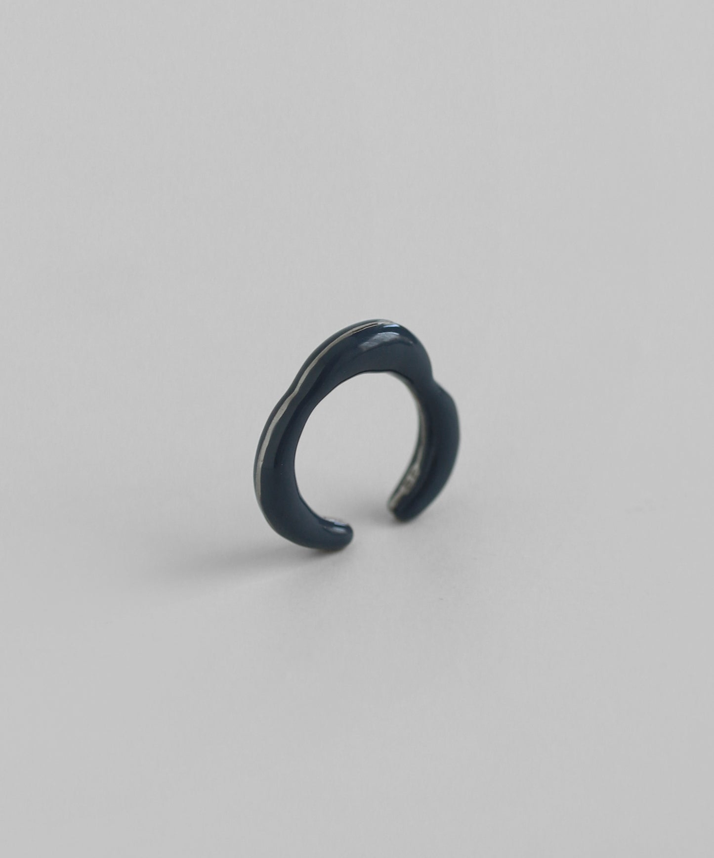 Nuance Line Ear Cuff