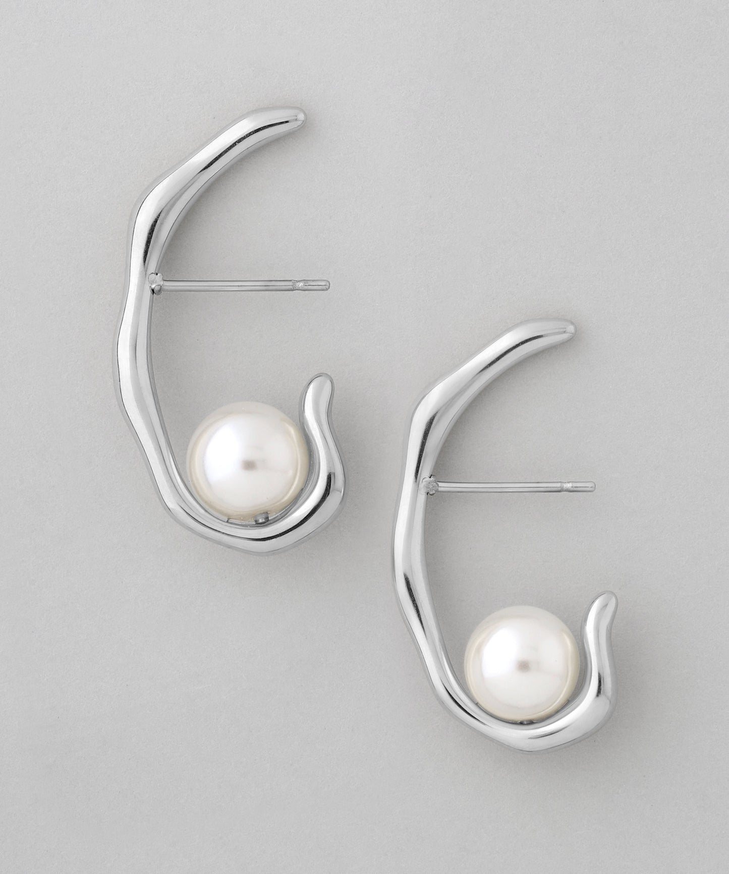 【Stainless Steel IP】Pearl × Nuance Line Cuff Earrings