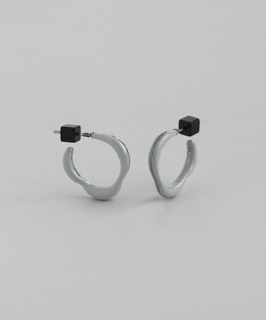 Nuance Line Hoop Earrings [Thick Plating]