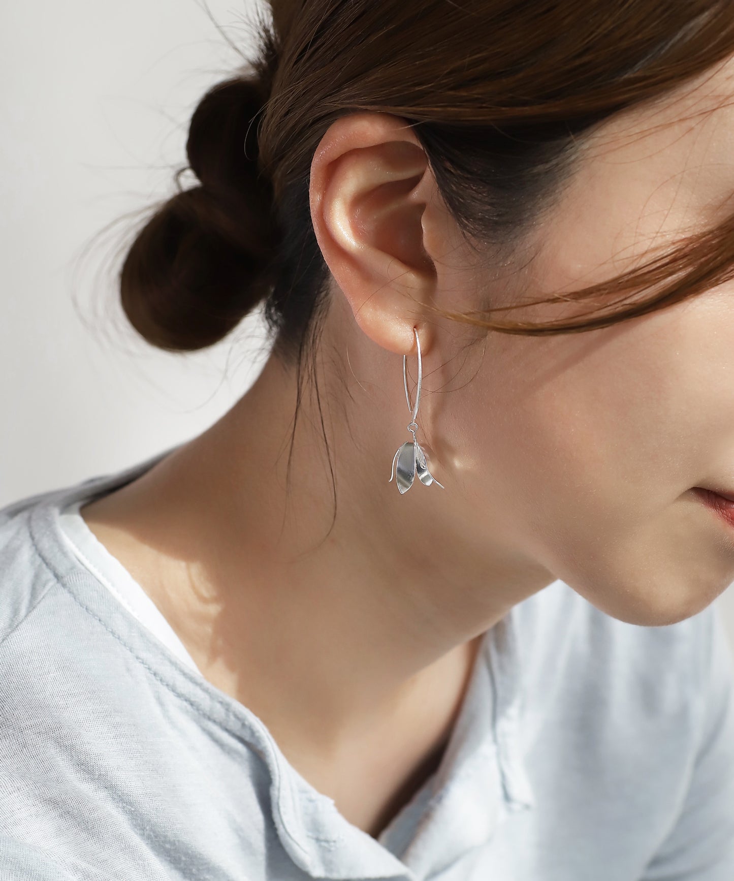 Flower Hook Earrings [925 Silver]