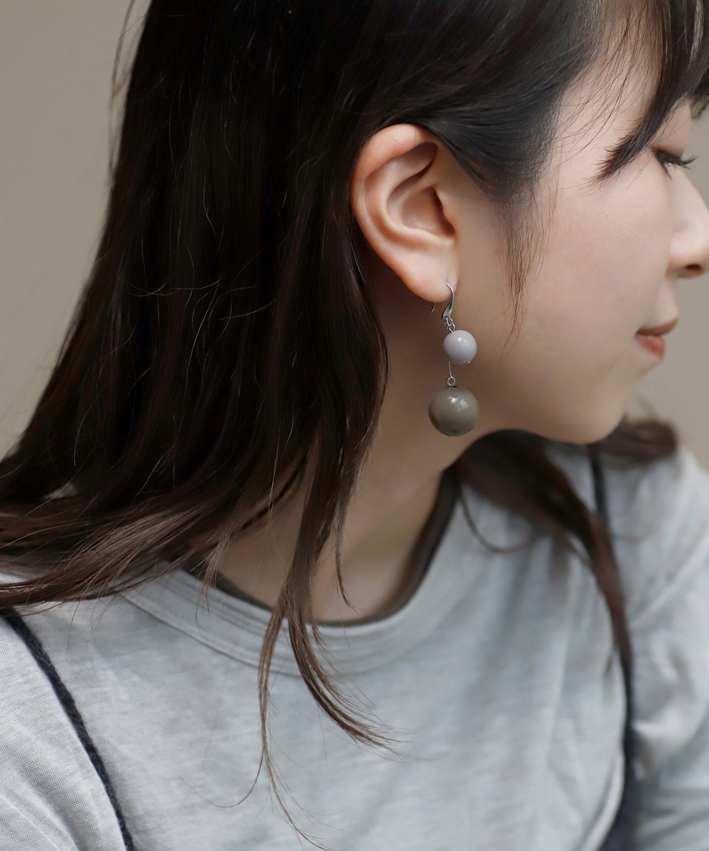 【Eligible for Novelty】Colored Sphere Hook Earrings