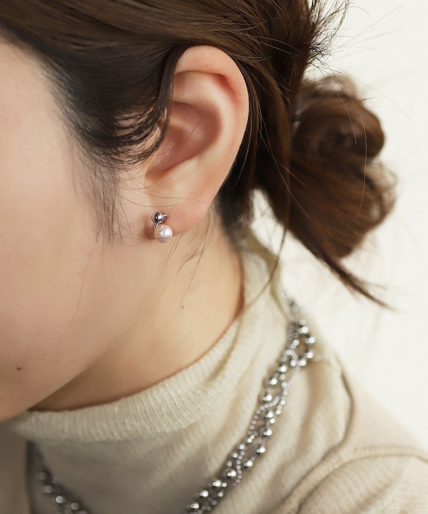 Shiny Pearl Earrings