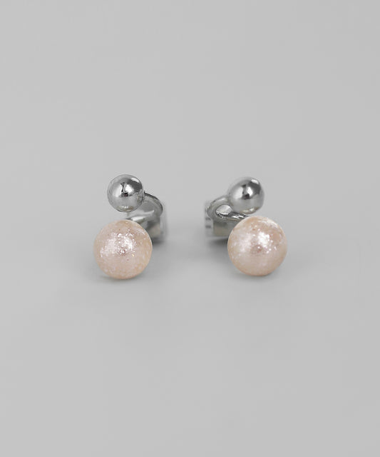 Shiny Pearl Earrings